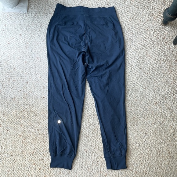 Lululemon‎ Dance Studio Jogger Ink Blue 8 - Picture 6 of 10